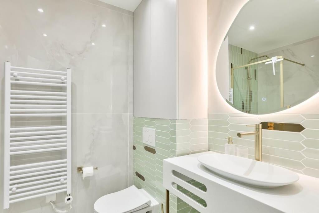 Terrace Getaway - Le Marais - With Ac Appartamento