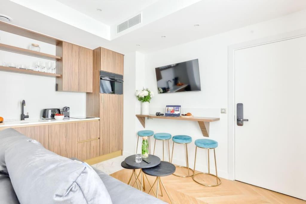 Terrace Getaway - Le Marais - With Ac Appartamento Parigi